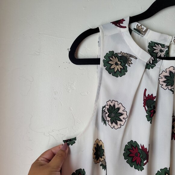 Ann Taylor Factory Floral Sleeveless Blouse - Picture 6 of 6